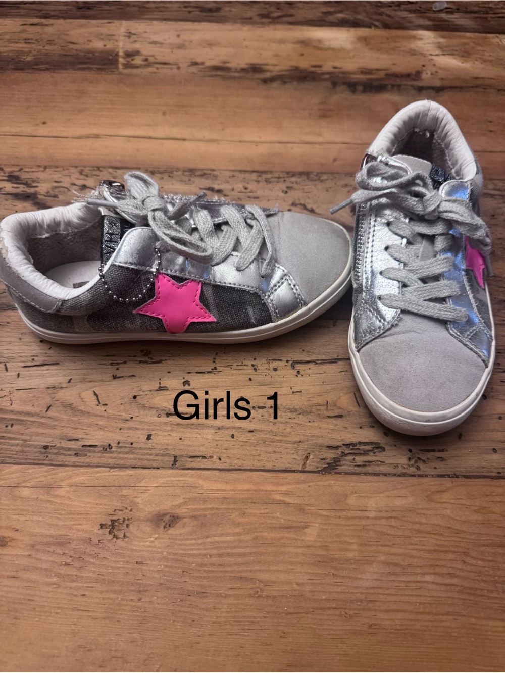 Vintage Havana Silver Girls' Sneakers with Pink Star